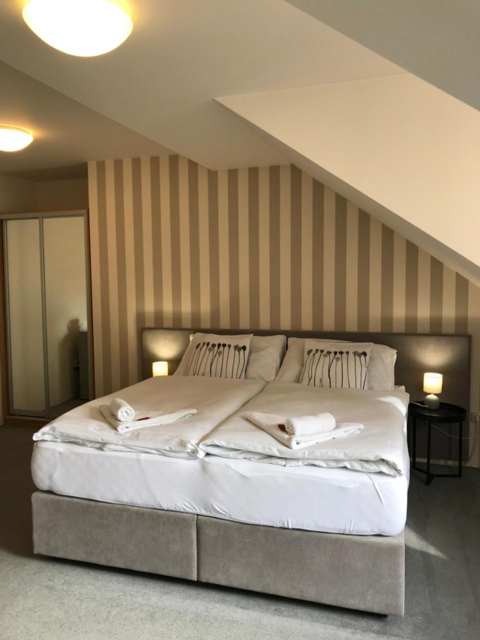 Rozmaryn Hotel B&B Rakovník Eksteriør billede